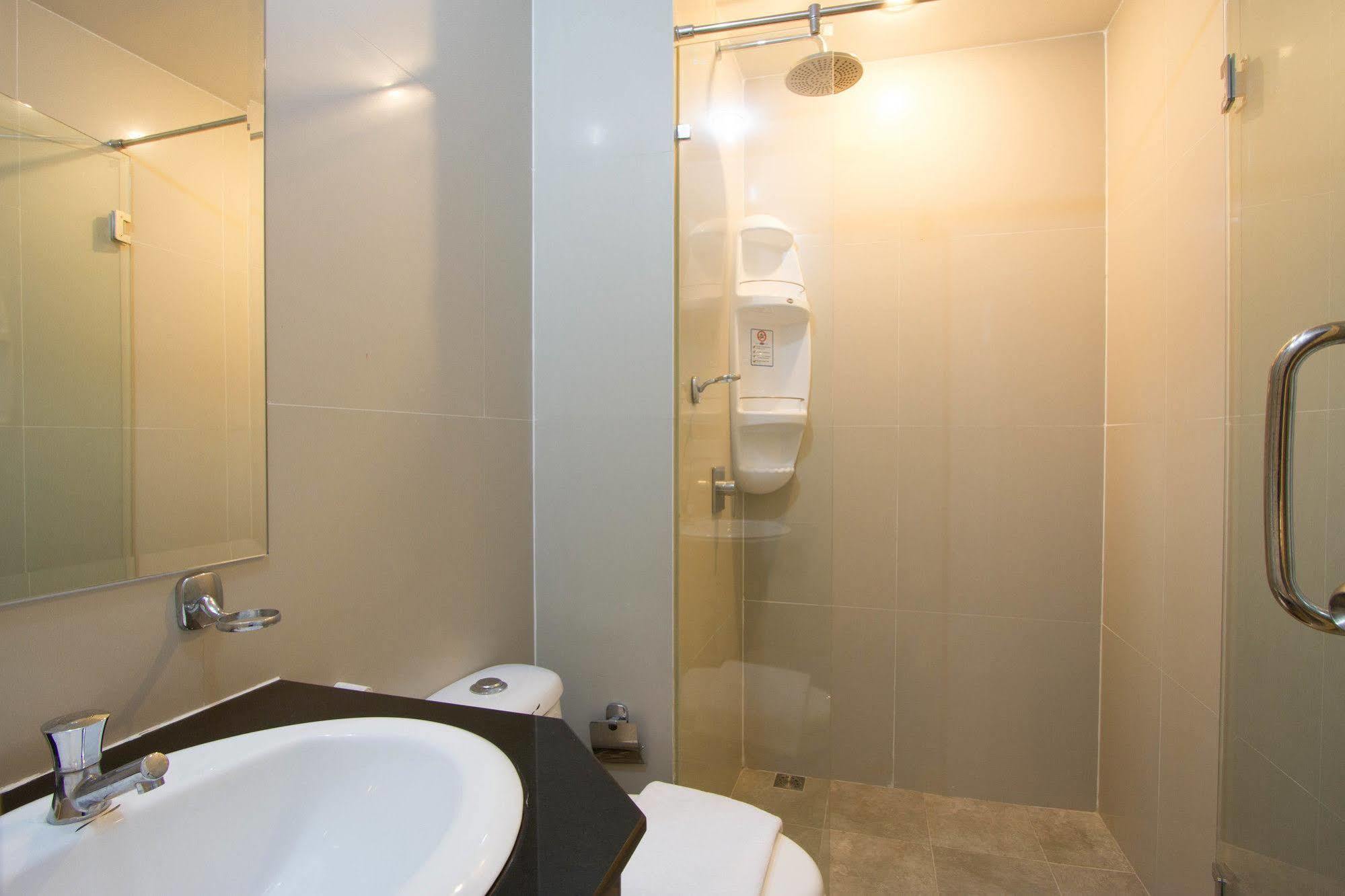 Appartamento Ariva Royal Hill Pattaya Esterno foto