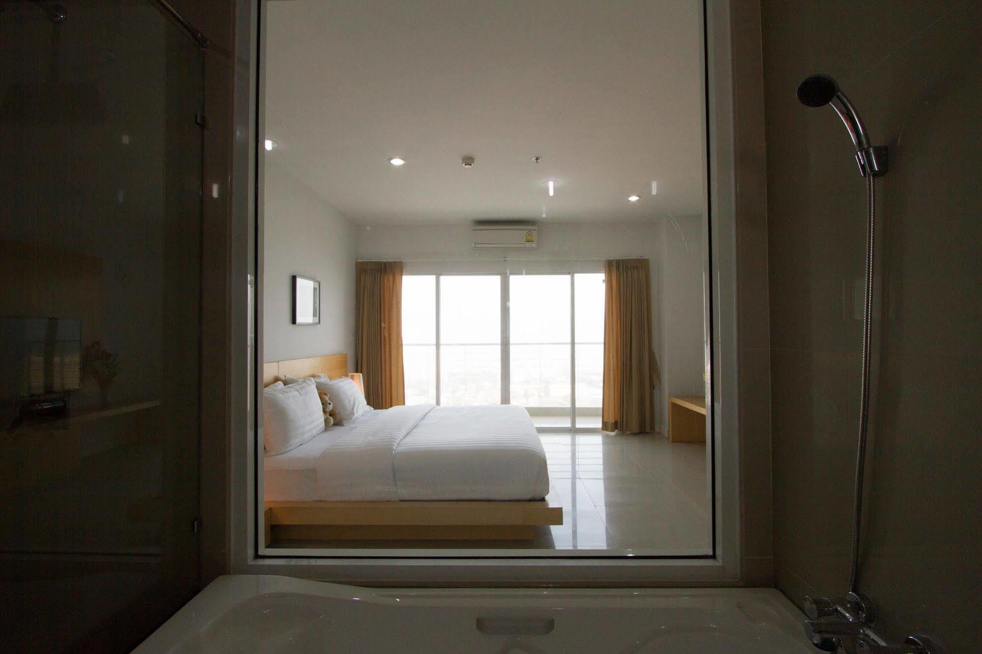 Appartamento Ariva Royal Hill Pattaya Esterno foto