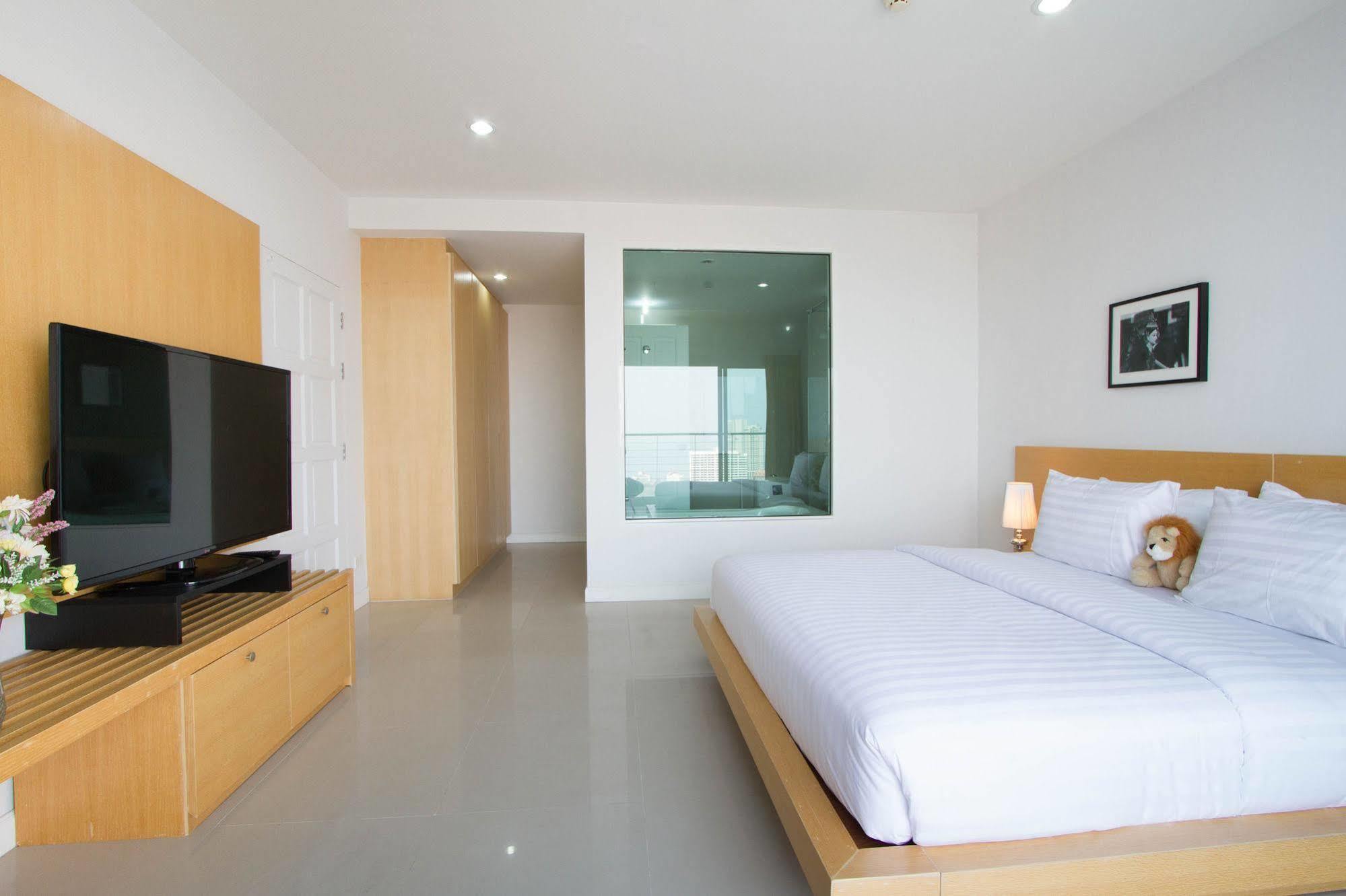 Appartamento Ariva Royal Hill Pattaya Esterno foto
